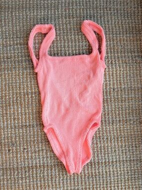 NWOT HUNZA G
Squareneck One-Piece Swimsuit